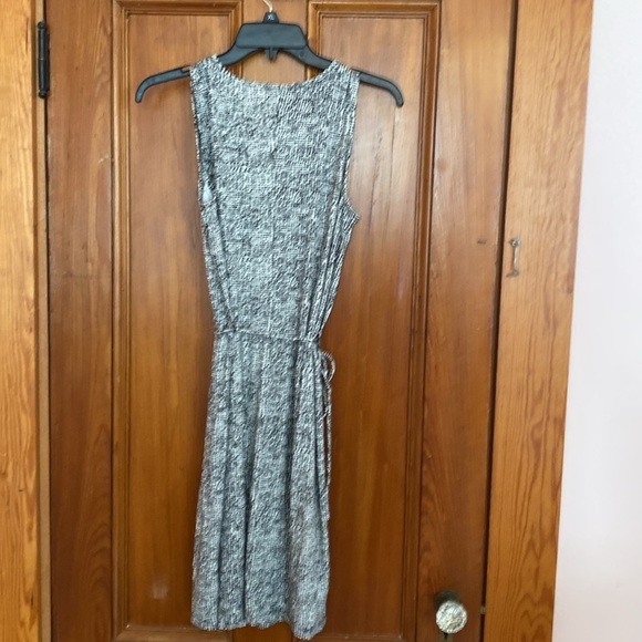 GAP Black and white tie waist dress - Picture 3 of 5